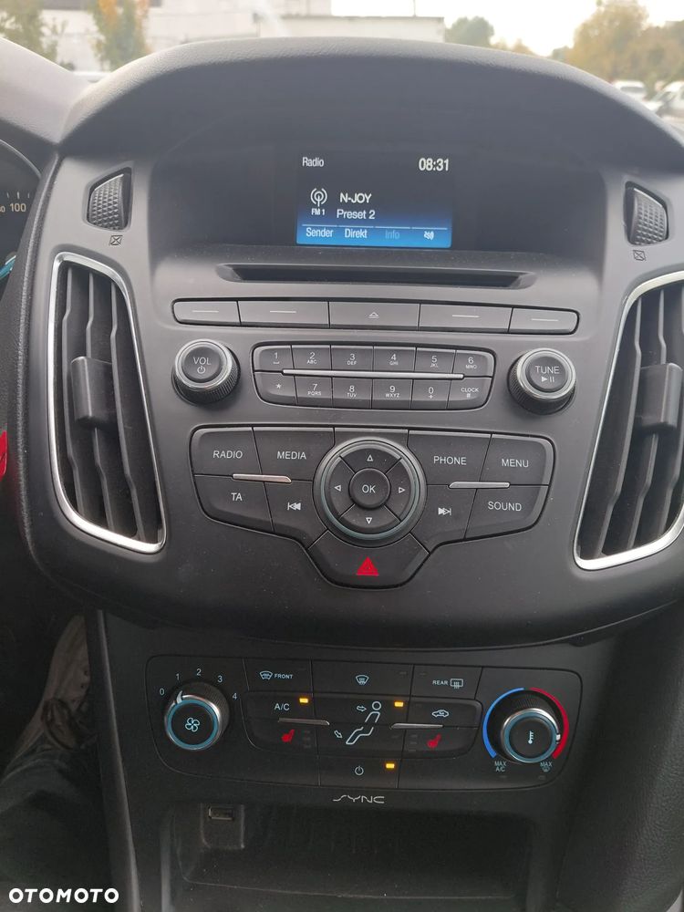 Ford Focus - 23
