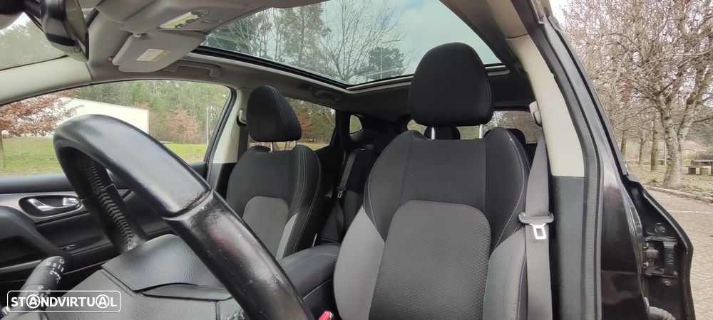 Nissan Qashqai 1.5 dCi N-Connecta Business - 27