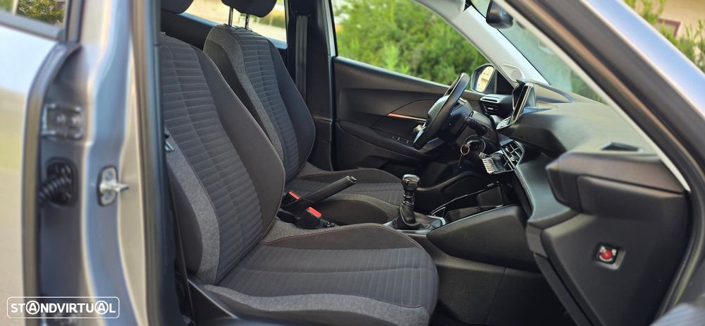 Peugeot 2008 PureTech 100 Active - 14