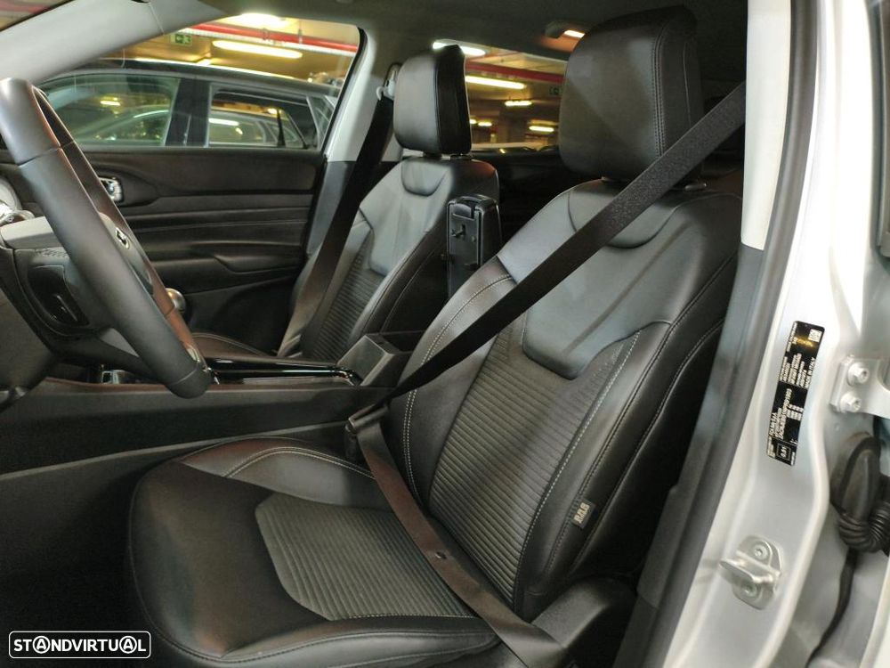 Jeep Compass 1.6 MultiJet Night Eagle - 6