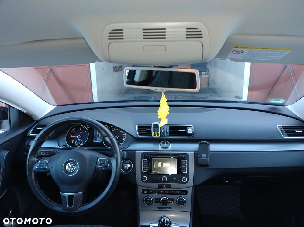 Volkswagen Passat 2.0 TDI BlueMotion Technology Comfortline - 7