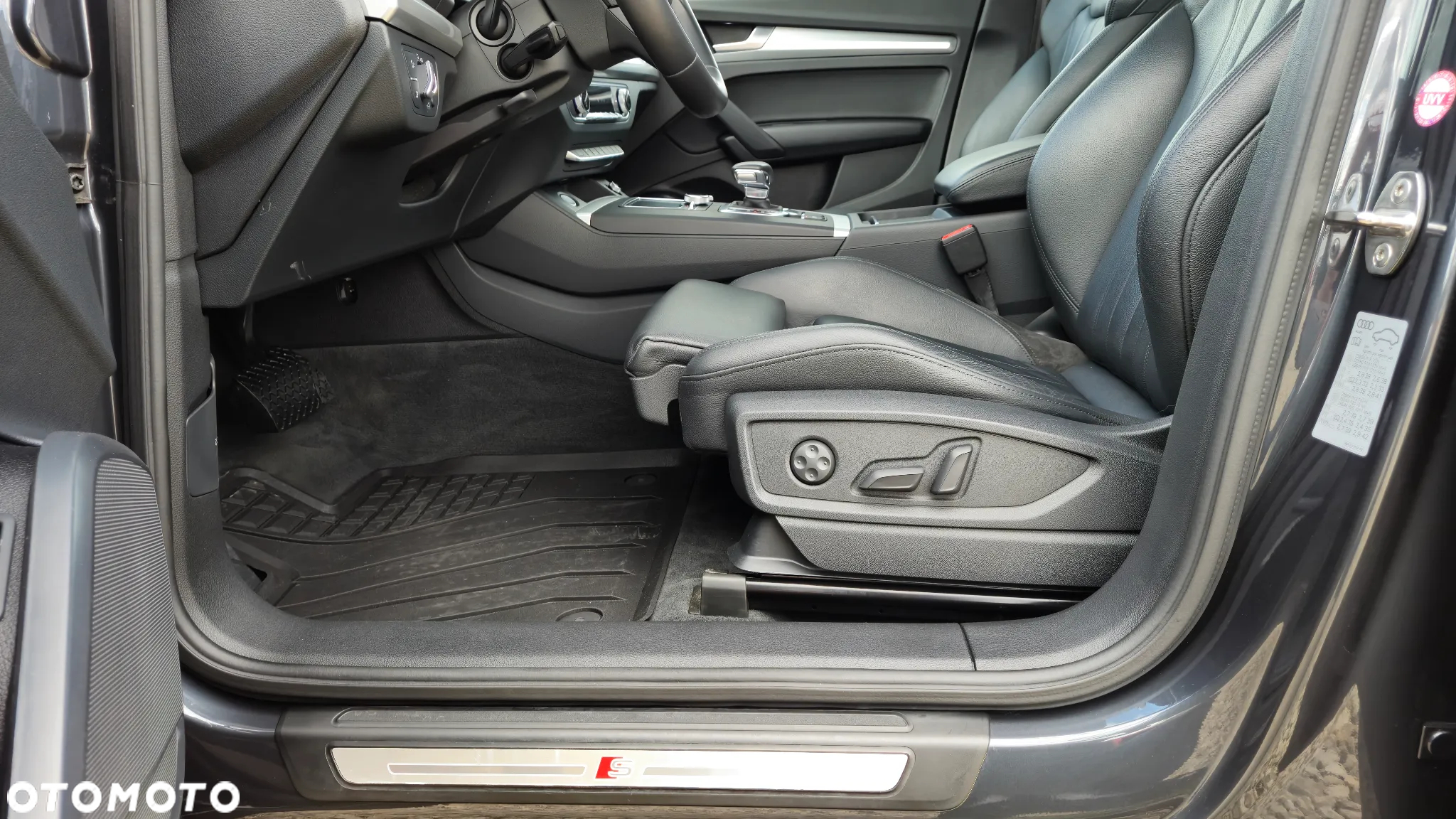 Audi Q5 55 TFSIe quattro S tronic S line - 19