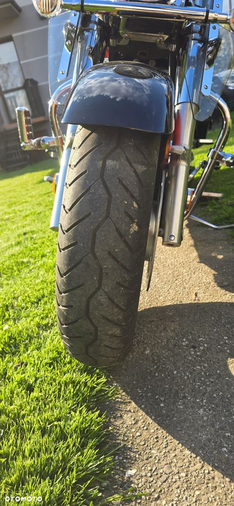Suzuki Boulevard - 12