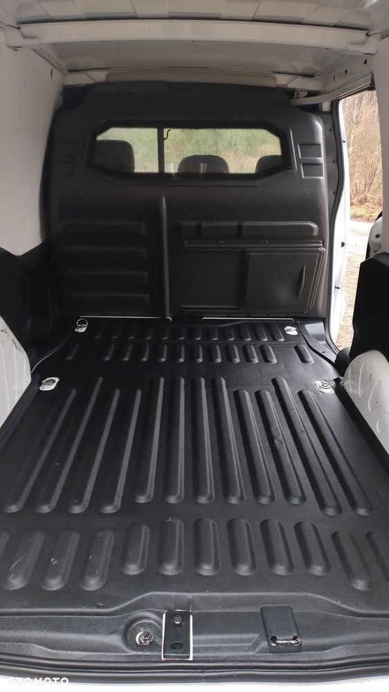 Peugeot Partner - 22