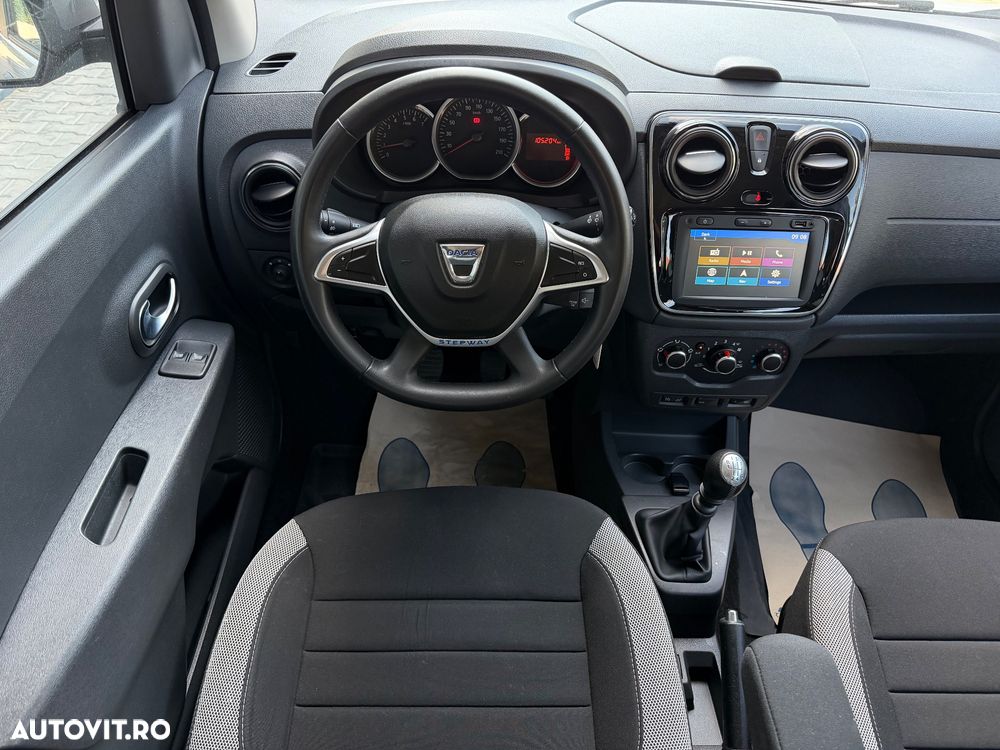 Dacia Lodgy TCe 130 GPF Stepway - 14