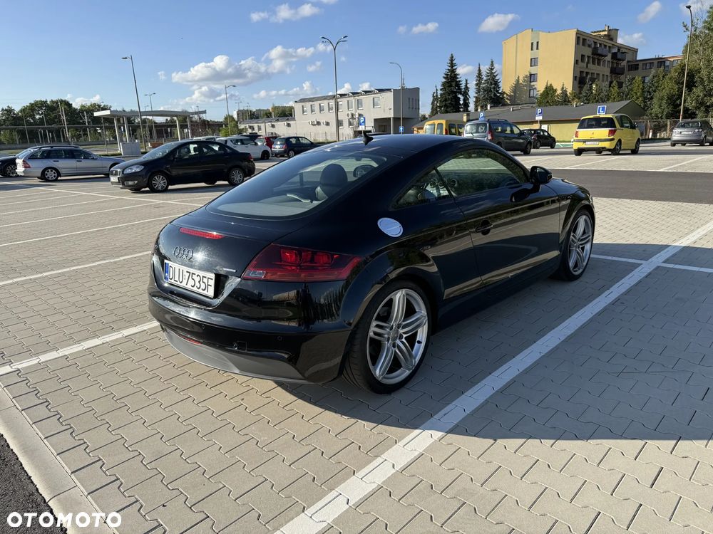 Audi TT Coupé 2.0 TDI Quattro - 24