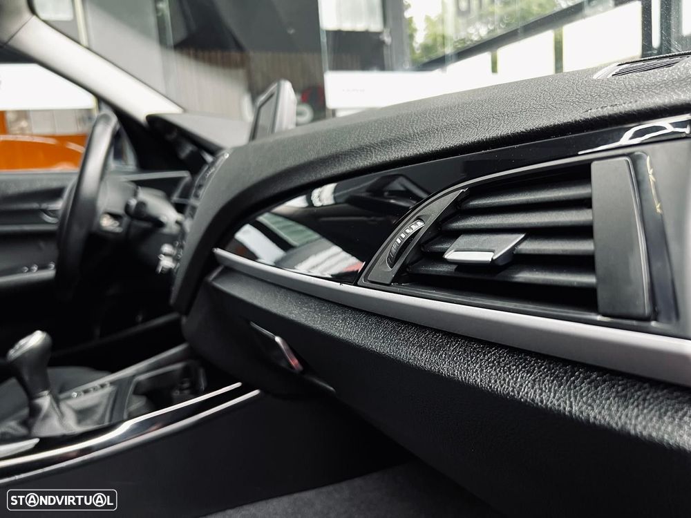 BMW 116 d Line Sport - 31