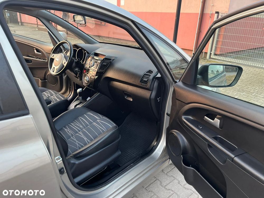 Kia Venga 1.6 CVVT Automatik Edition 7 - 14