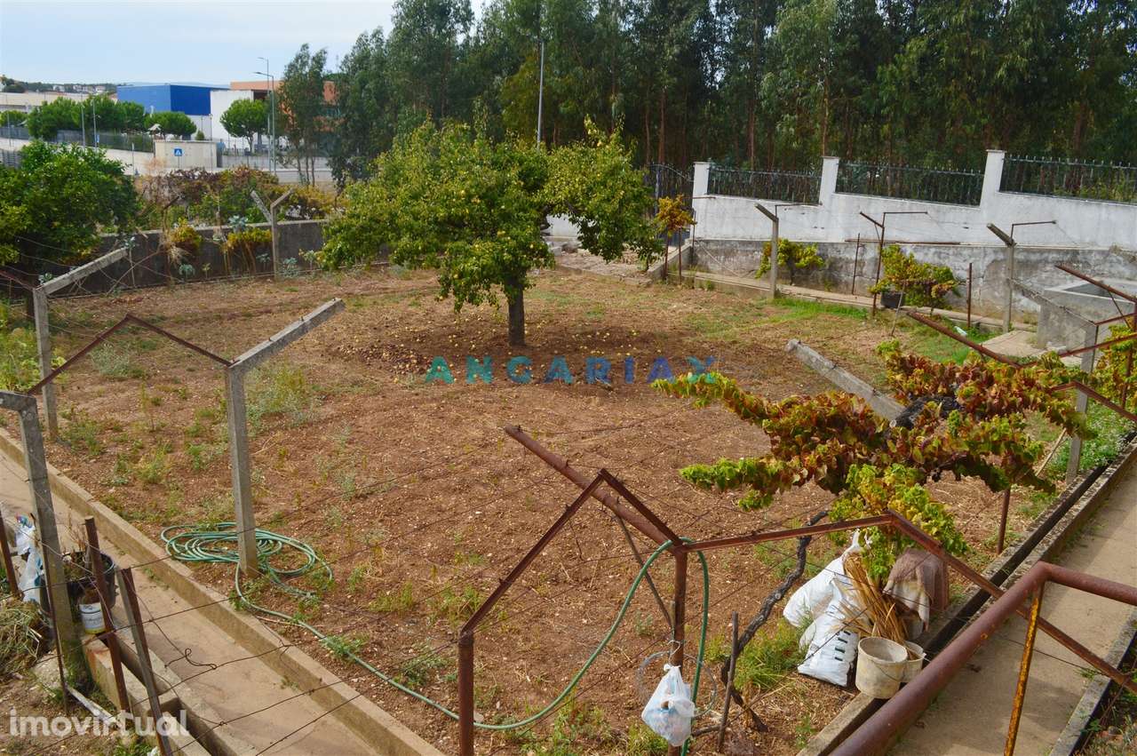 ANG901 - Terreno Urbano para Venda no Entroncamento - Grande imagem: 4/11