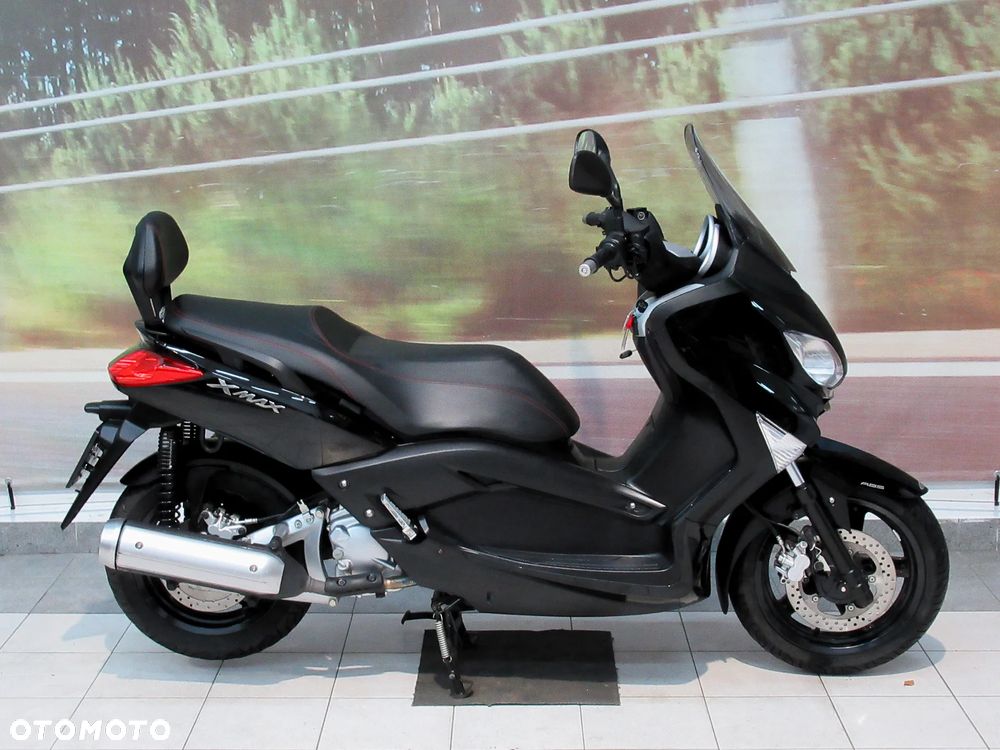 Yamaha X-max - 3