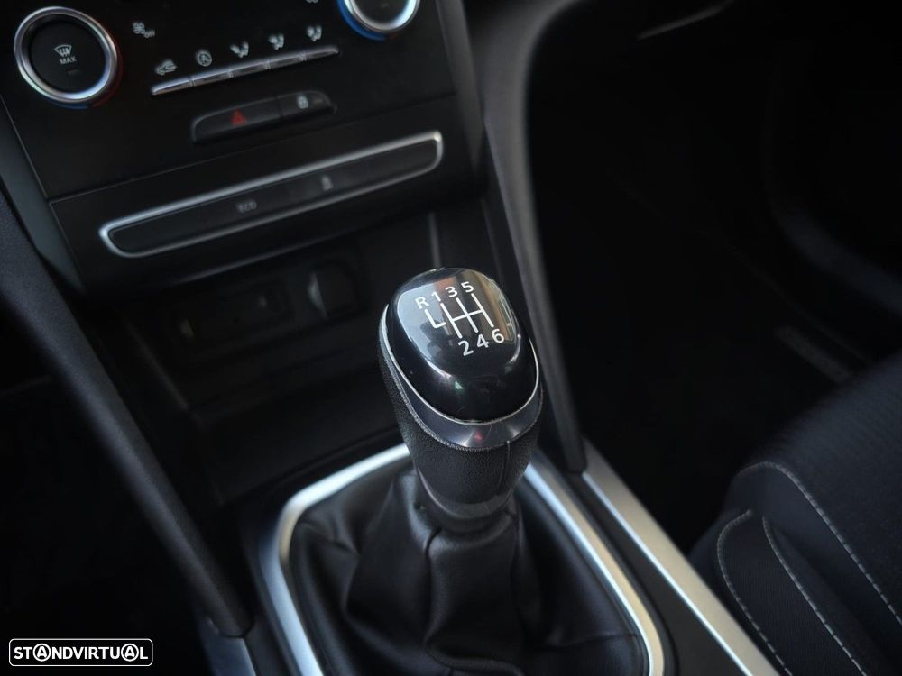 Renault Mégane Grand Coupe 1.5 dCi Limited - 22
