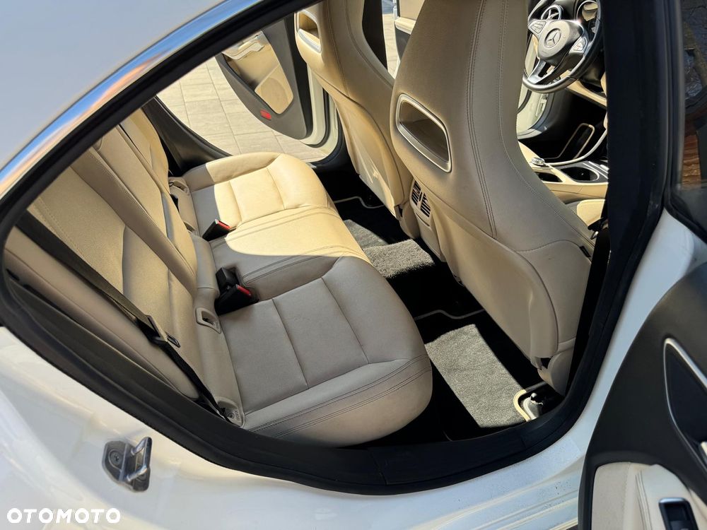 Mercedes-Benz CLA 250 4Matic 7G-DCT Sport - 21