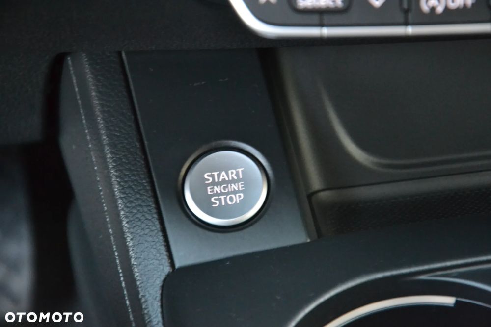 Audi A4 Avant 2.0 TDI ultra S tronic design - 26