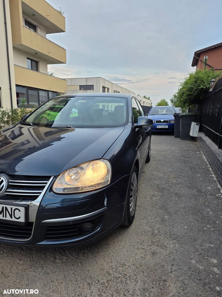 Volkswagen Jetta 1.9 TDI Comfortline - 5