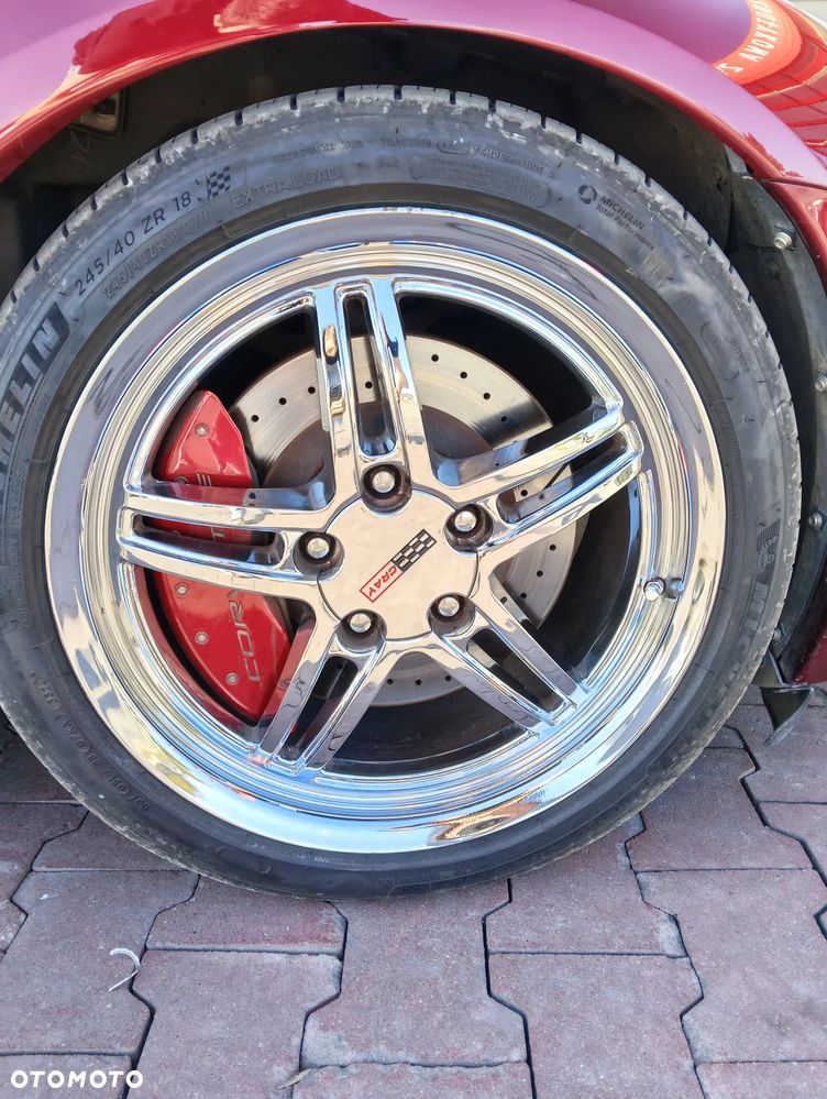 Chevrolet Corvette - 12