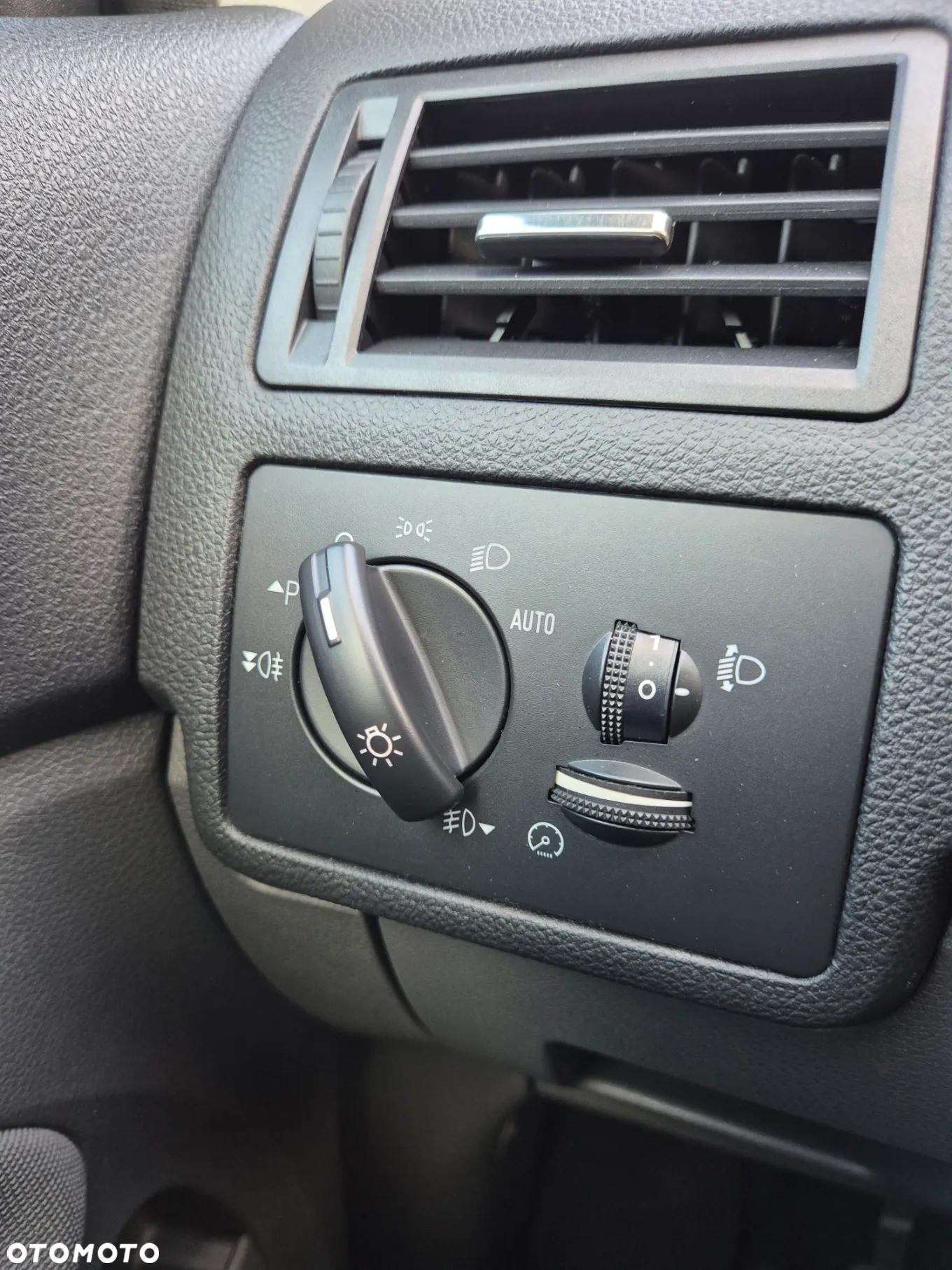 Ford Kuga 2.0 TDCi 4x4 Titanium - 13