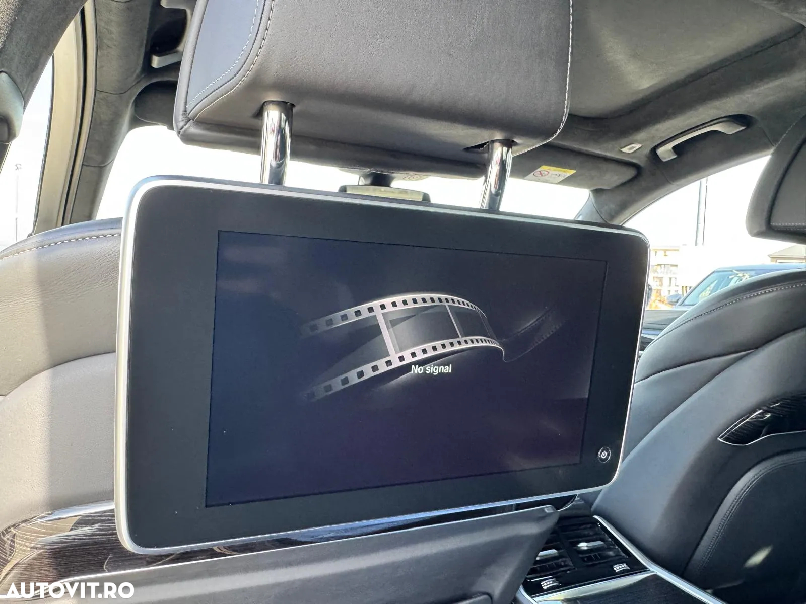 BMW Seria 7 740Ld xDrive - 31