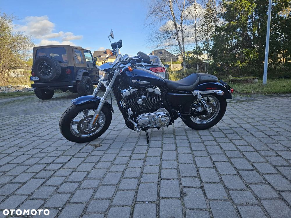 Harley-Davidson Sportster Custom 1200C - 1