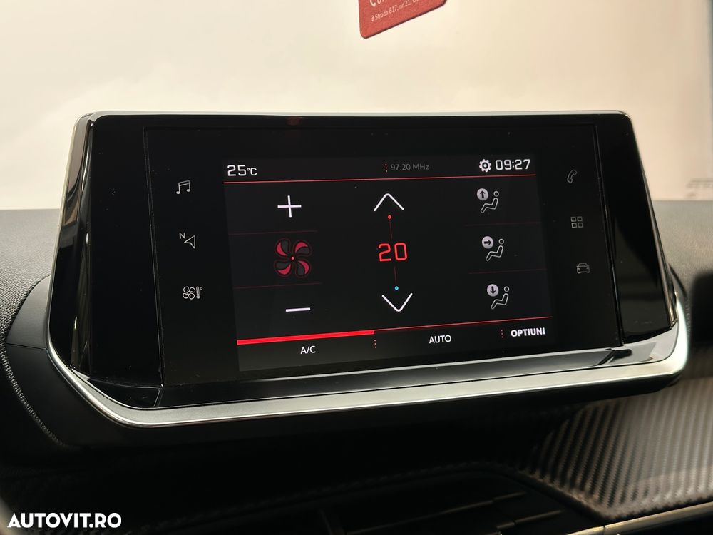 Peugeot 2008 PureTech 130 EAT8 Allure - 21