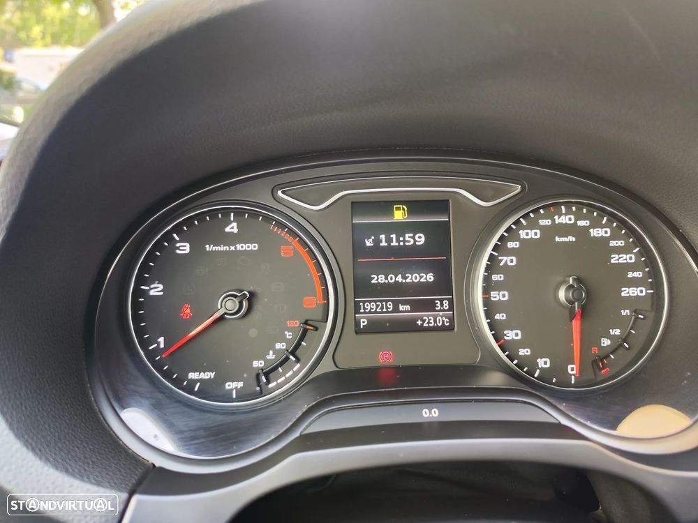 Audi A3 Sportback 2.0 TDI S-line S tronic 119g - 33