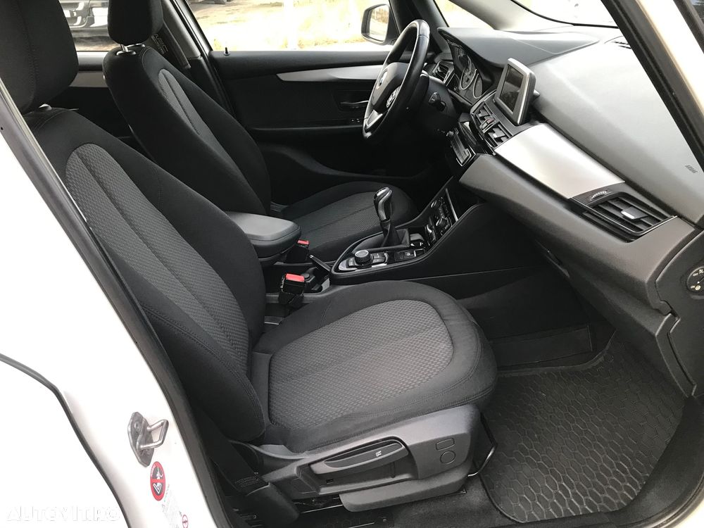 BMW Seria 2 216d Active Tourer - 24