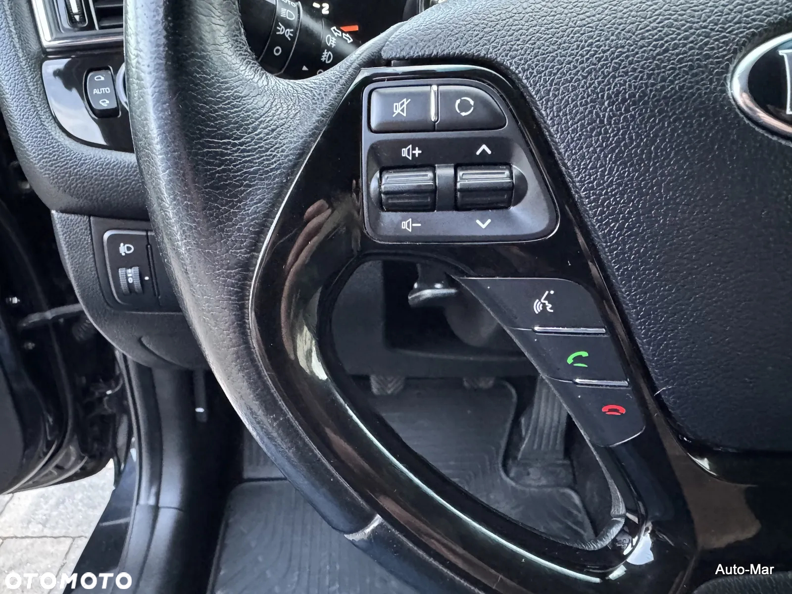 Kia Ceed 1.6 CRDi 136 ISG SW Edition 7 - 17