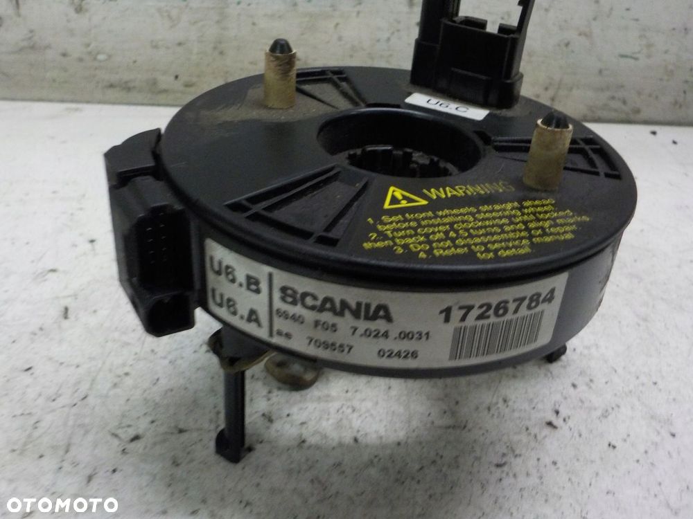 SCANIA TAŚMA POD KIEROWNICĘ - 1