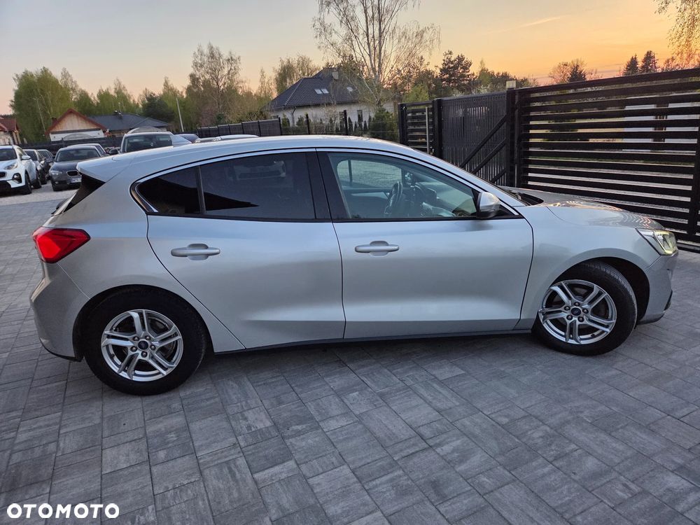 Ford Focus 1.5 EcoBlue Connected - 6