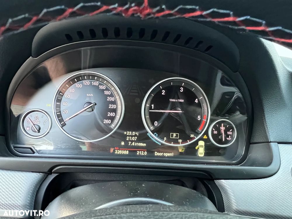 BMW Seria 5 520d Sport-Aut. - 15