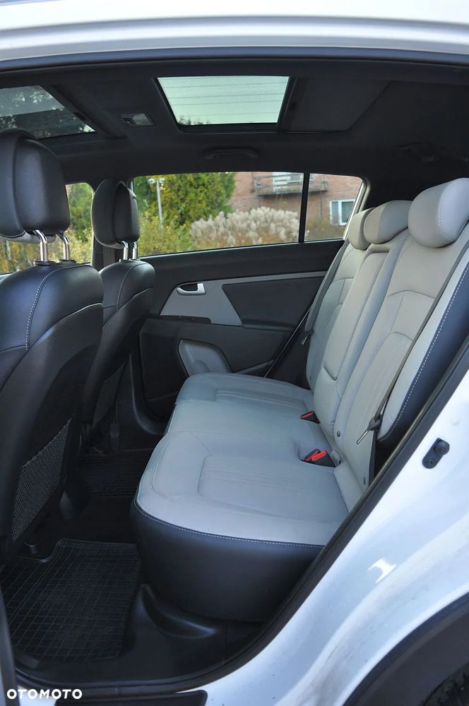 Kia Sportage 2.0 CRDI 184 AWD Platinum Edition - 26