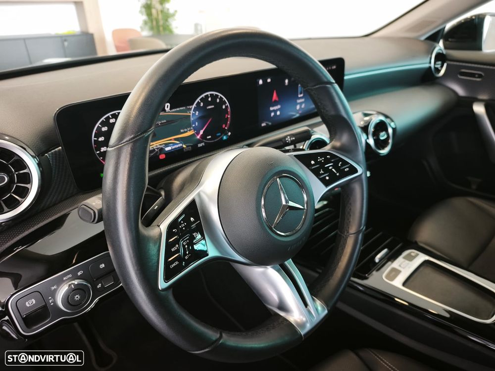 Mercedes-Benz A 200 Limousine Progressive Aut. - 12