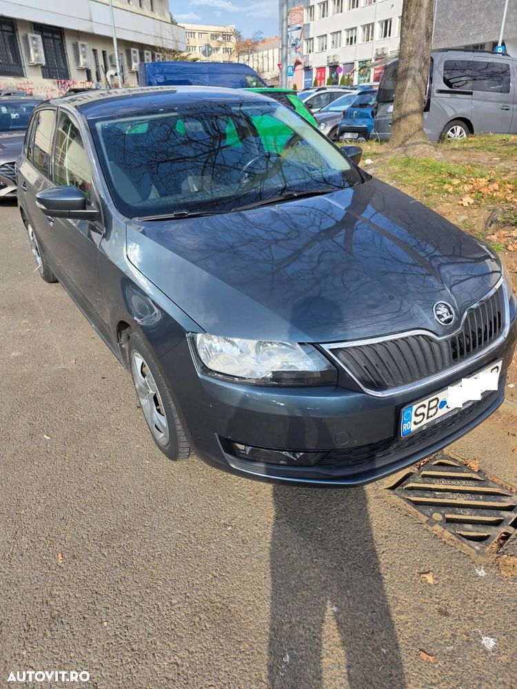 Skoda RAPID Spaceback 1.4 TSI DSG Style - 4