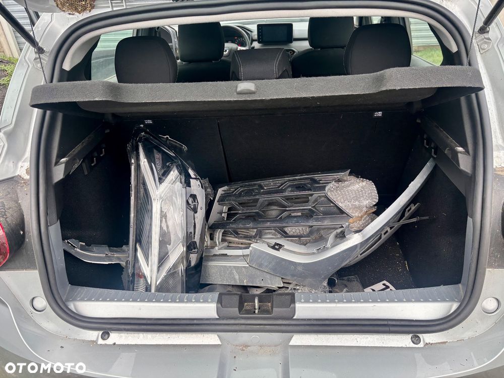 Dacia Sandero Stepway TCe 100 Prestige - 9