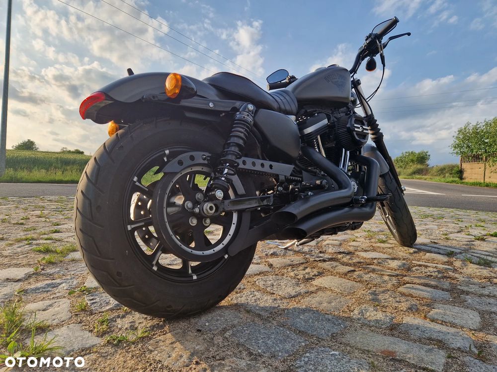 Harley-Davidson Sportster Iron 883 - 19