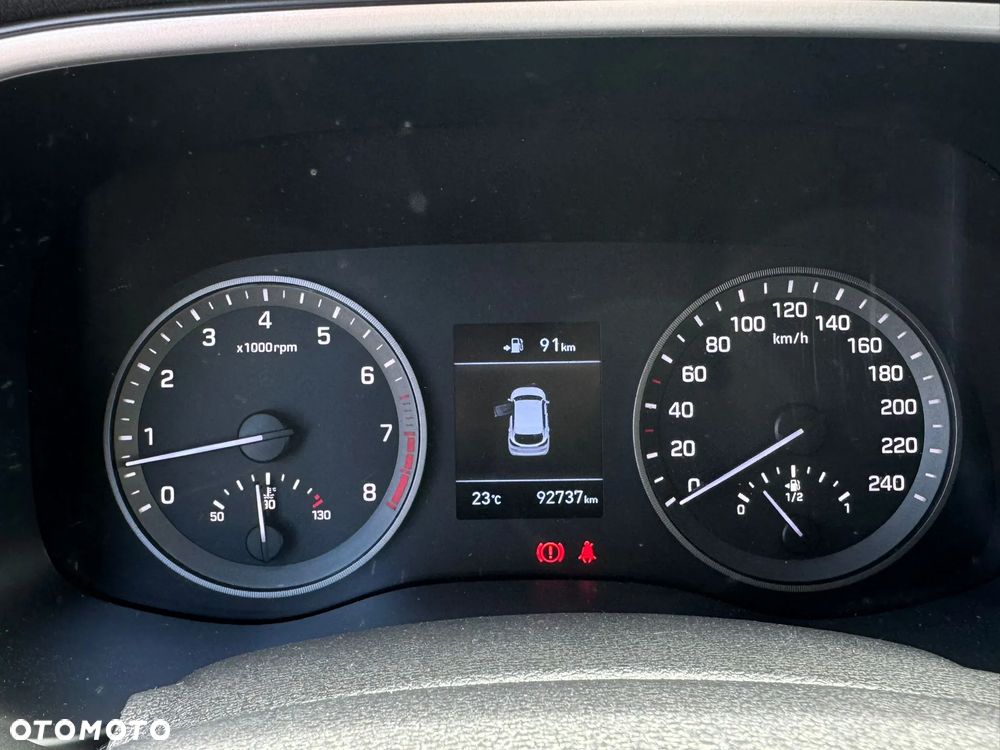 Hyundai Tucson 1.6 GDi Comfort 2WD - 12
