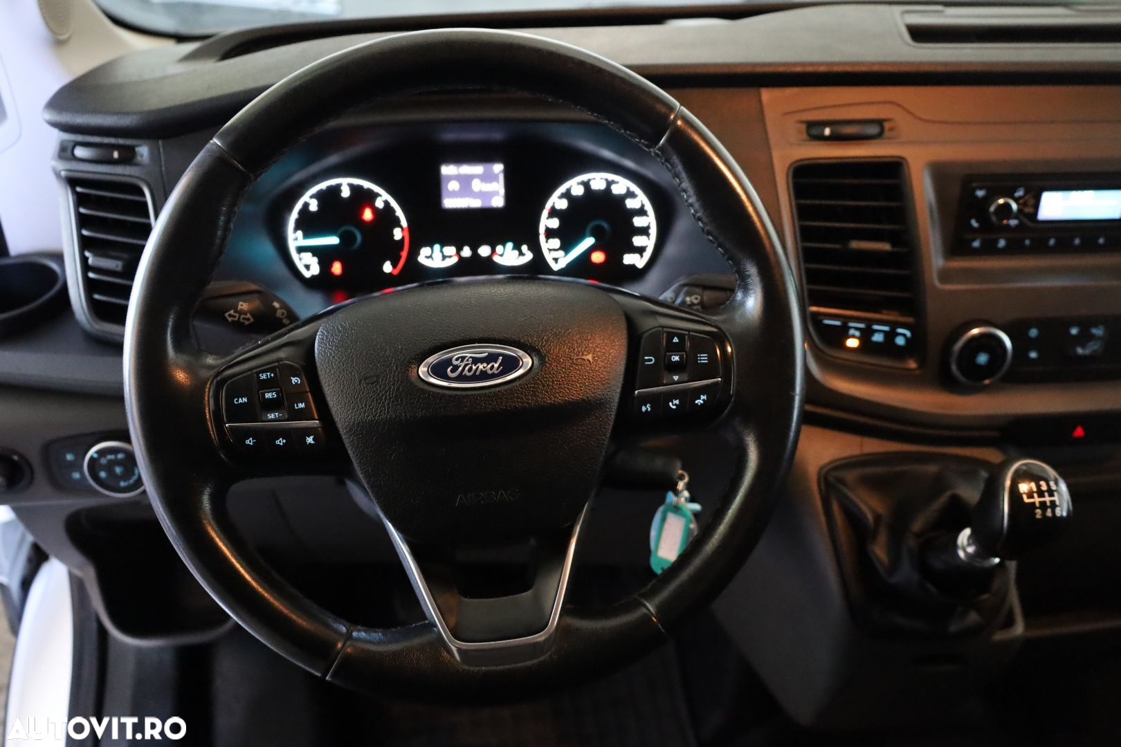 Ford Transit - 15