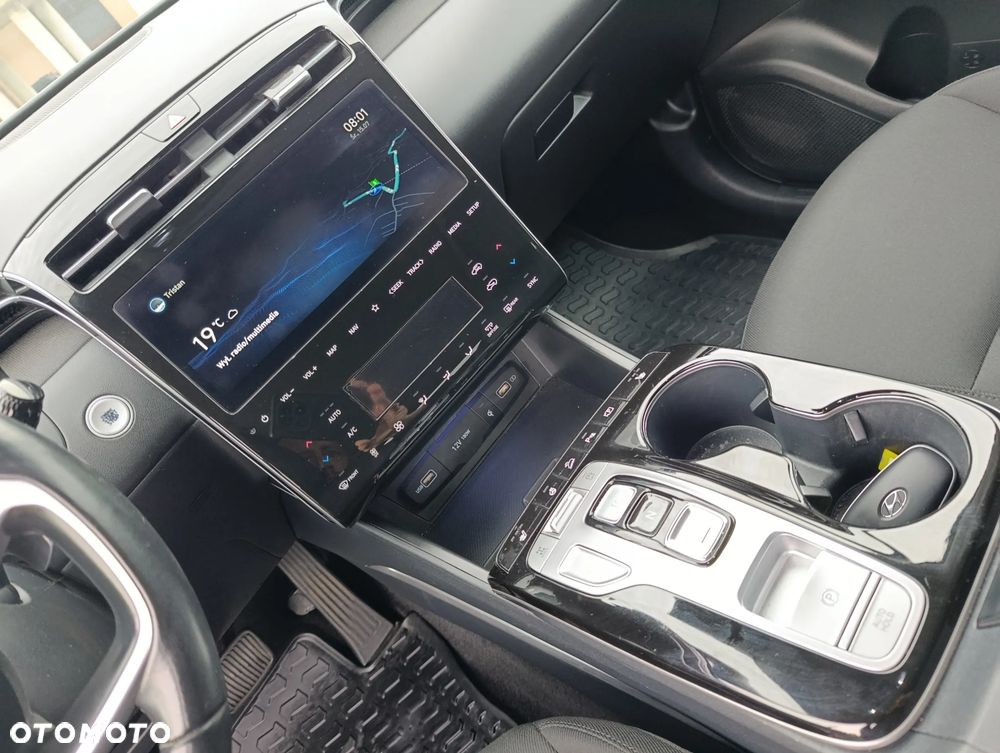 Hyundai Tucson 1.6 CRDi 48V-Hybrid 4WD DCT Select - 8