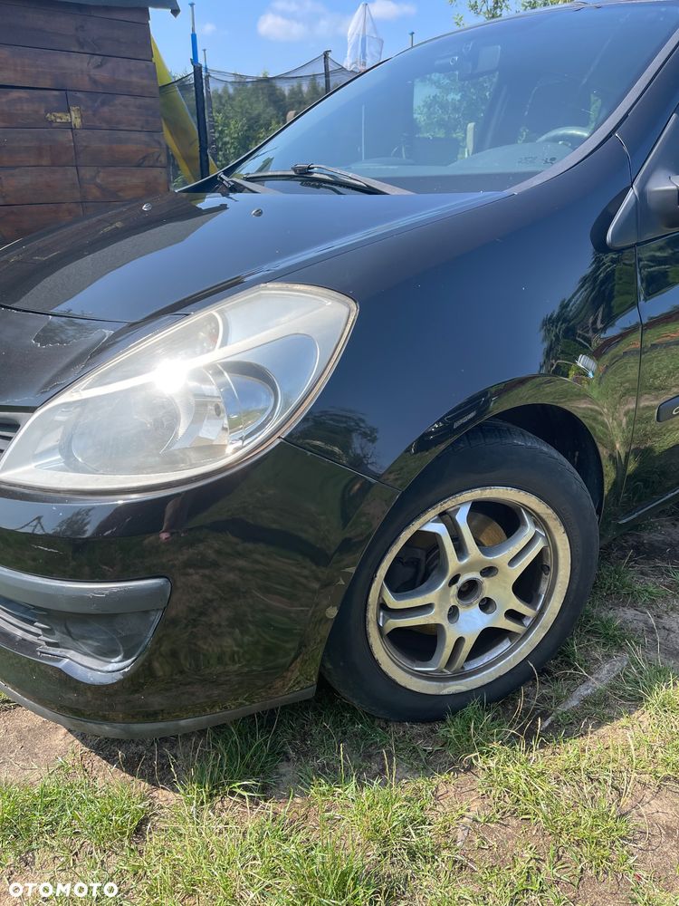Renault Clio - 3