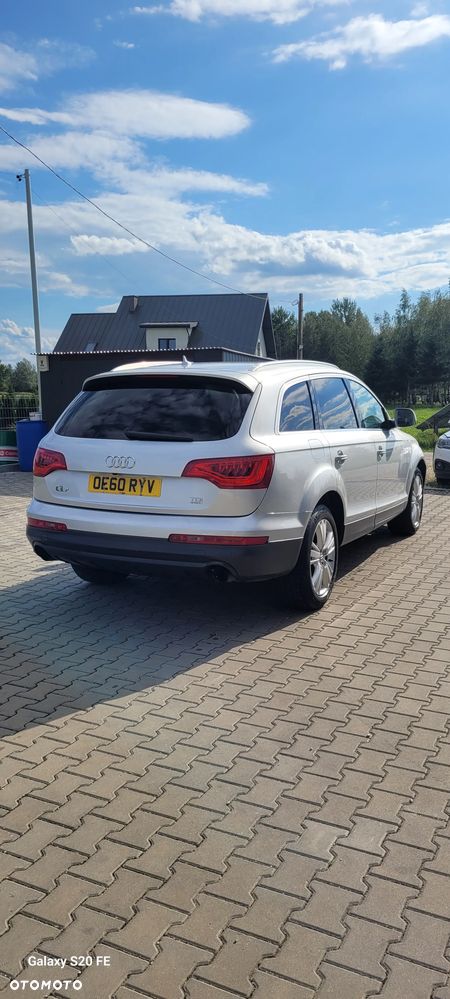Audi Q7 - 1