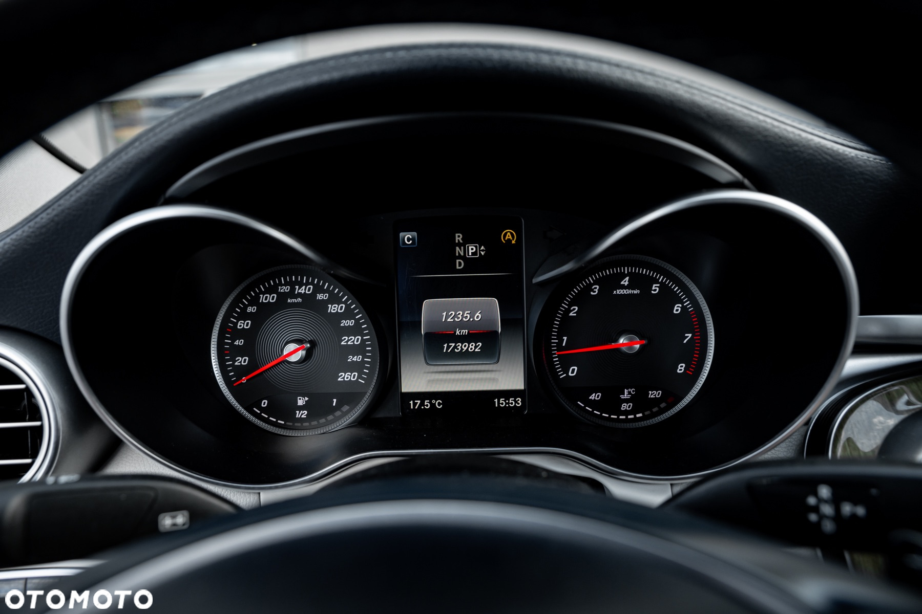 Mercedes-Benz Klasa C 250 7G-TRONIC - 31