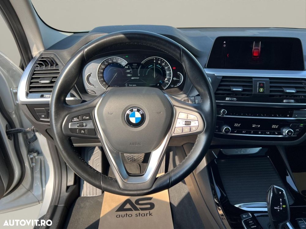 BMW X3 xDrive30e Aut. Advantage - 22