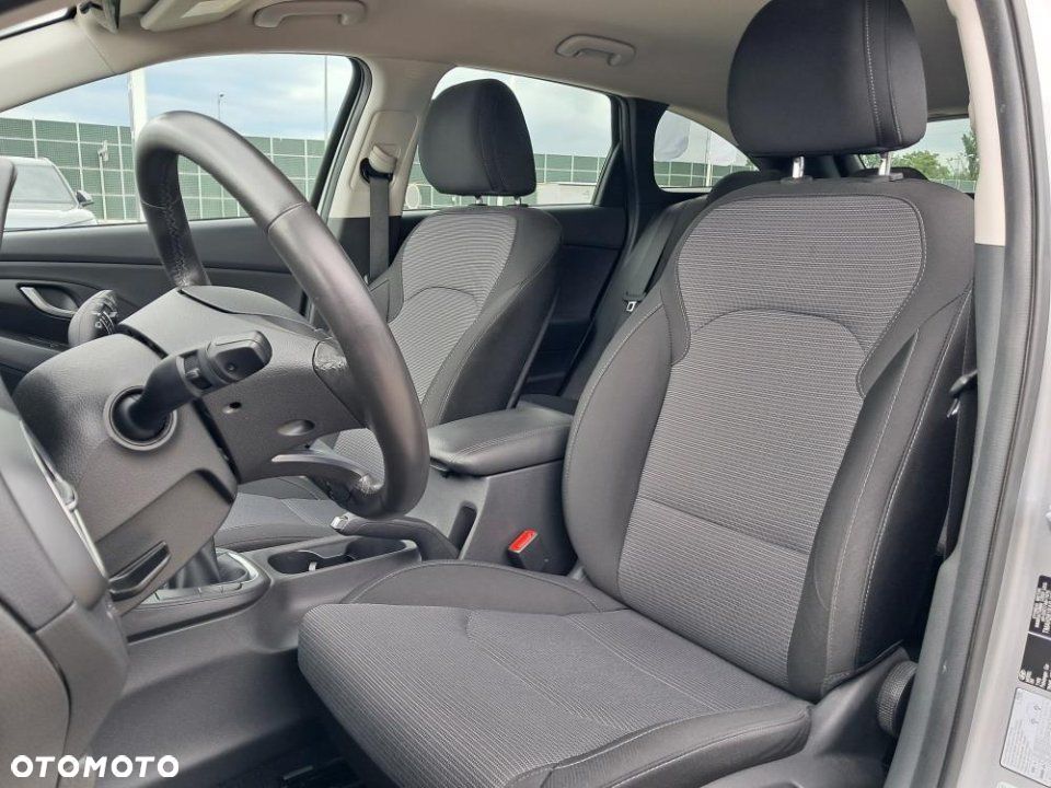 Hyundai i30 - 12