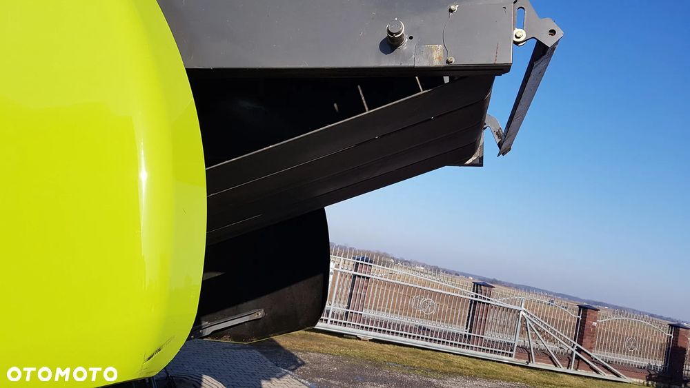 Claas VARIANT 360RF - 13