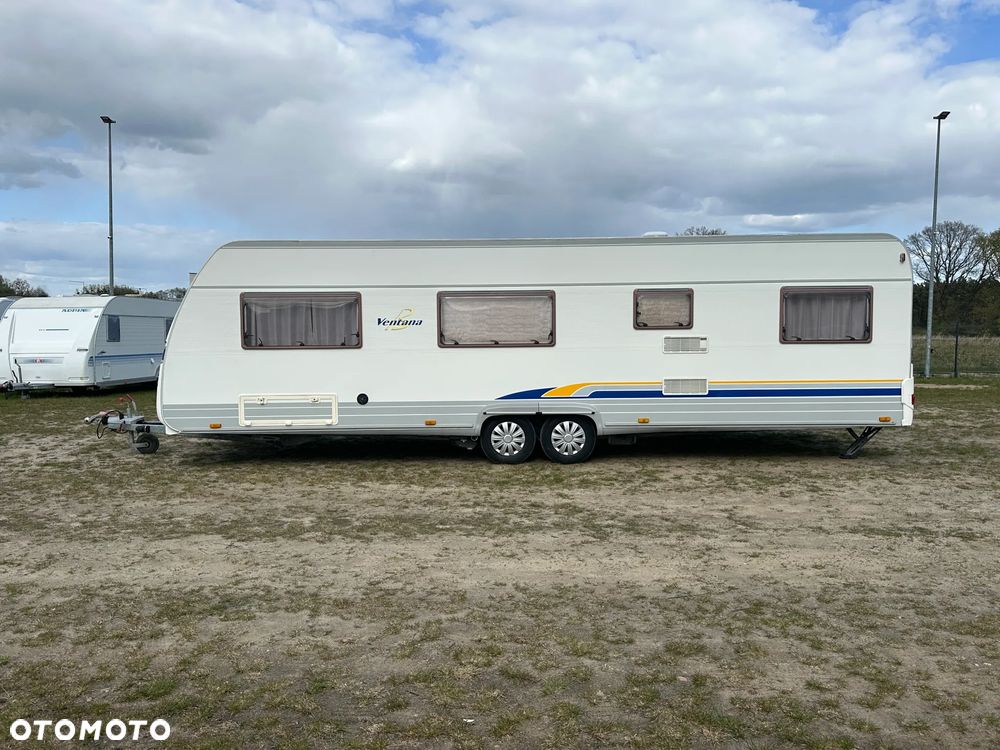 Burstner 720 TK VENTANA z napędem i łóżkami piętrowymi - 8 os. - 4