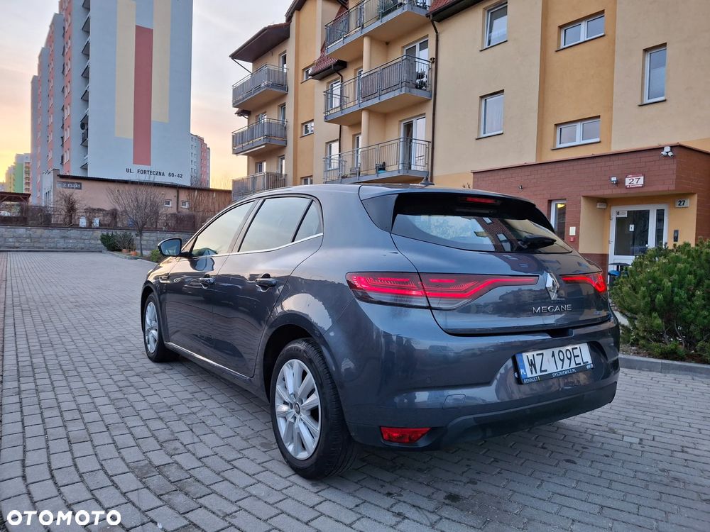 Renault Megane 1.3 TCe FAP Limited - 10