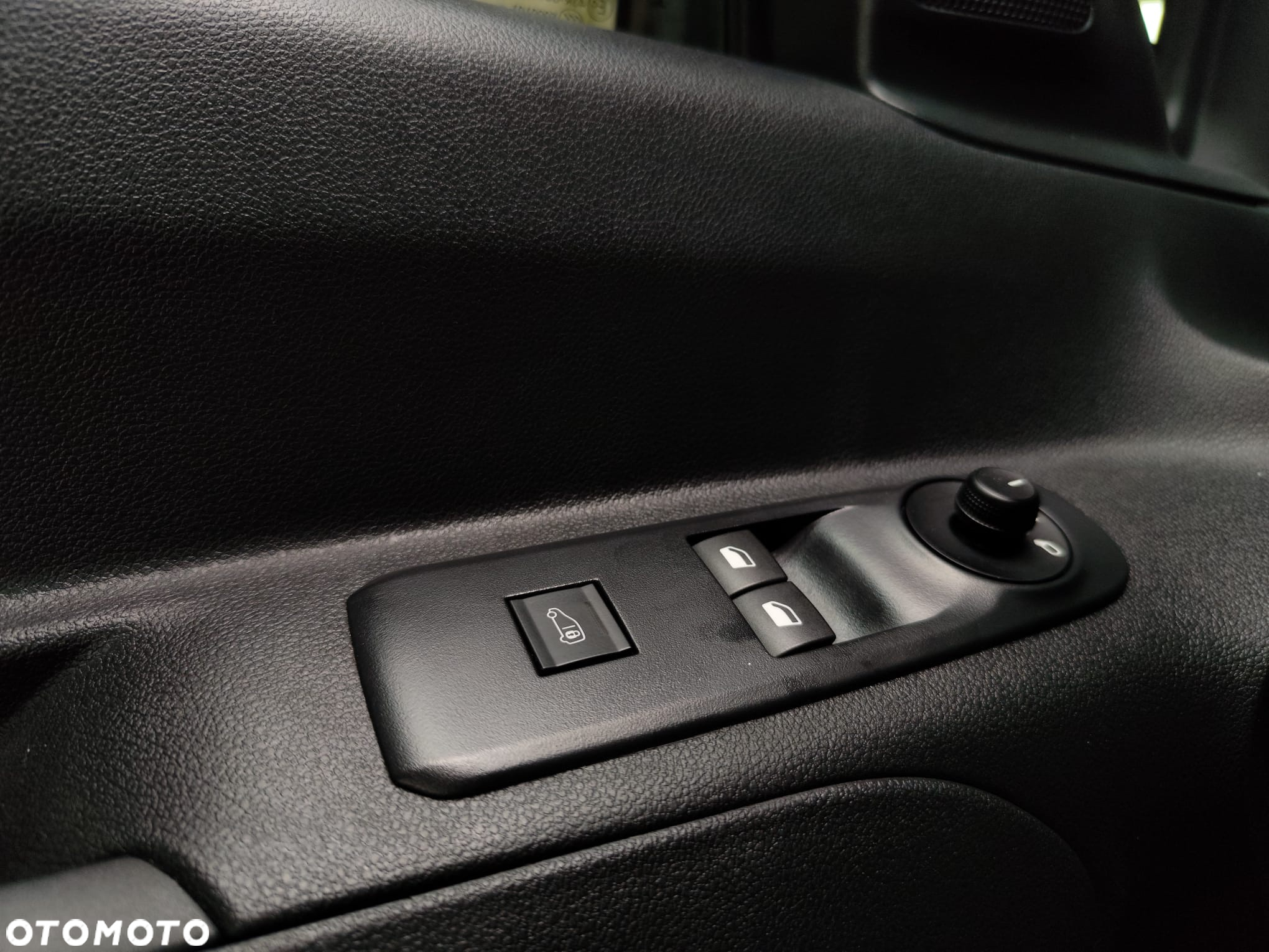 Toyota Proace City 1.5 D-4D Long 2,4t Active (bryg.) - 15