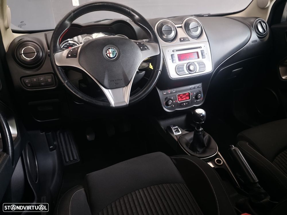 Alfa Romeo MiTo 1.3 JTD Distinctive - 28