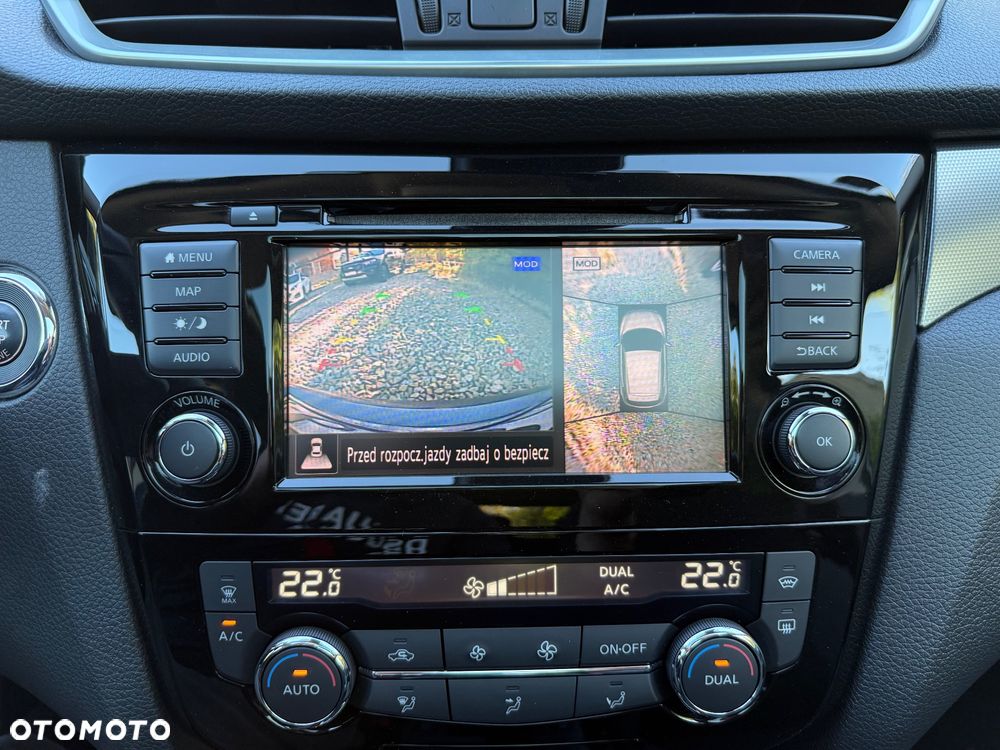 Nissan Qashqai 1.3 DIG-T N-Connecta DCT - 23