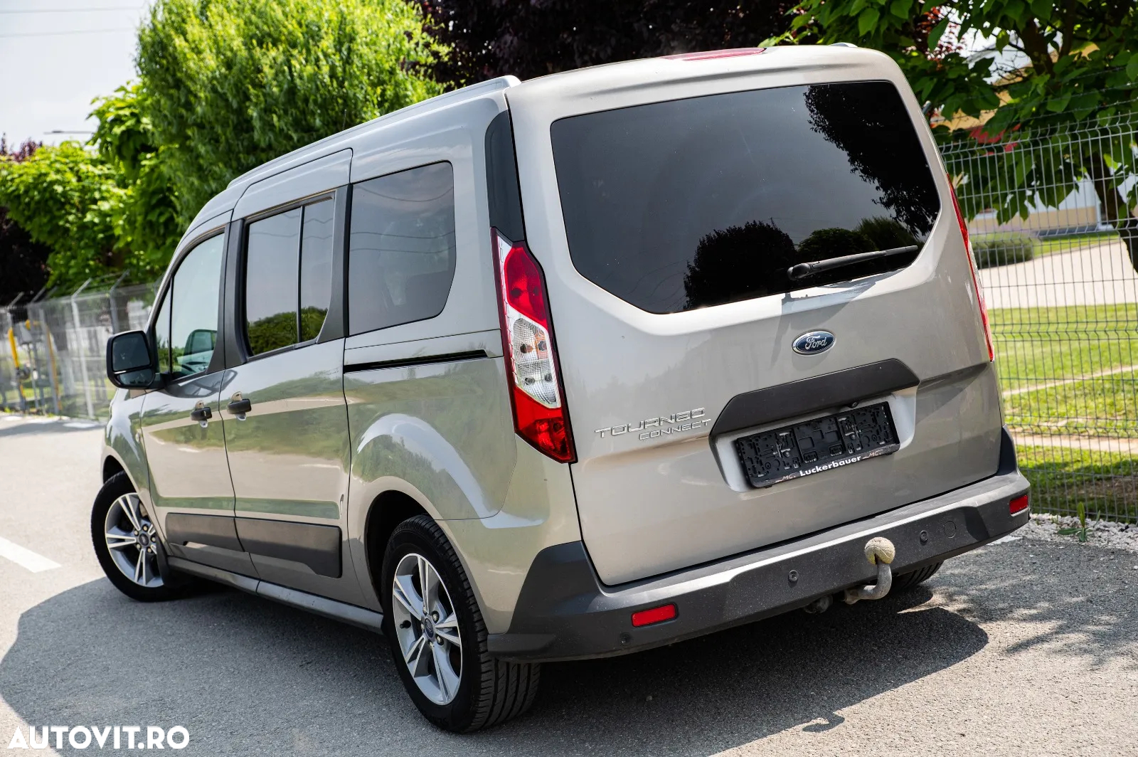 Ford Tourneo Connect 1.5 EcoBlue Start-Stop Titanium - 10