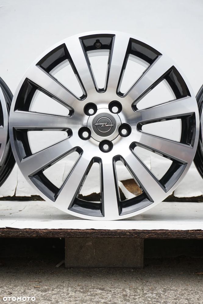 Opel 5x110 18 7,5J et41 czujniki - 6
